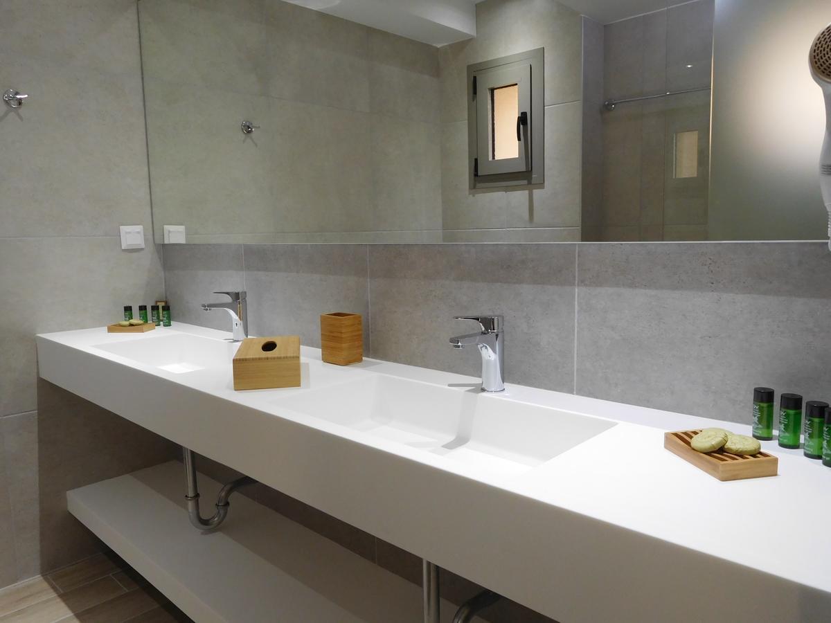 Hotel Vozina Метаморфоси Экстерьер фото